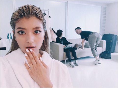 ローラ