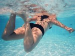 ヒザや腰にもやさしい有酸素運動！ ダイエット効果抜群の“水中ウォーキング”とは