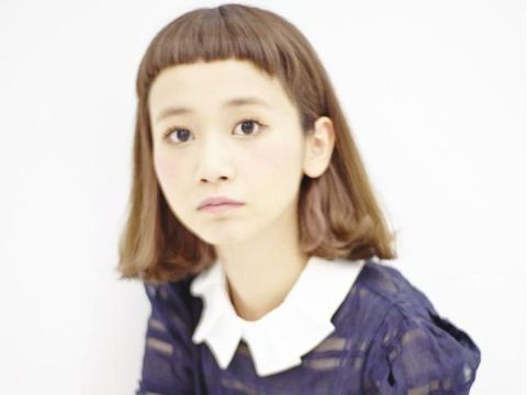 冒険心あふれるヘアメイクで喝采される三戸なつめ 美プロplus