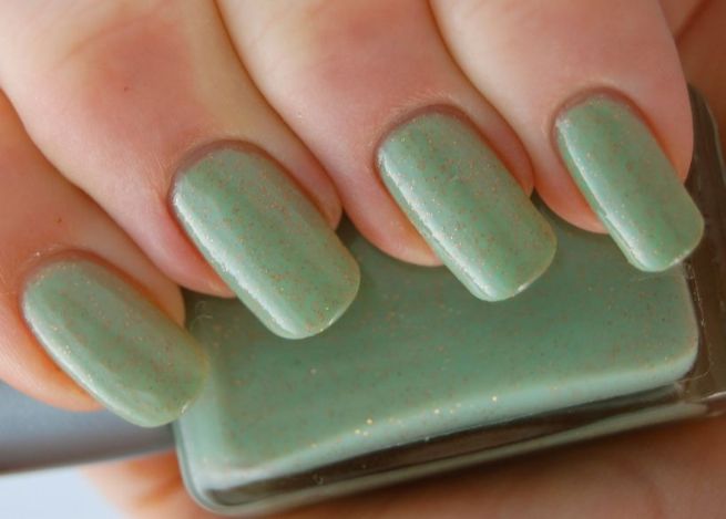 グリーンネイル