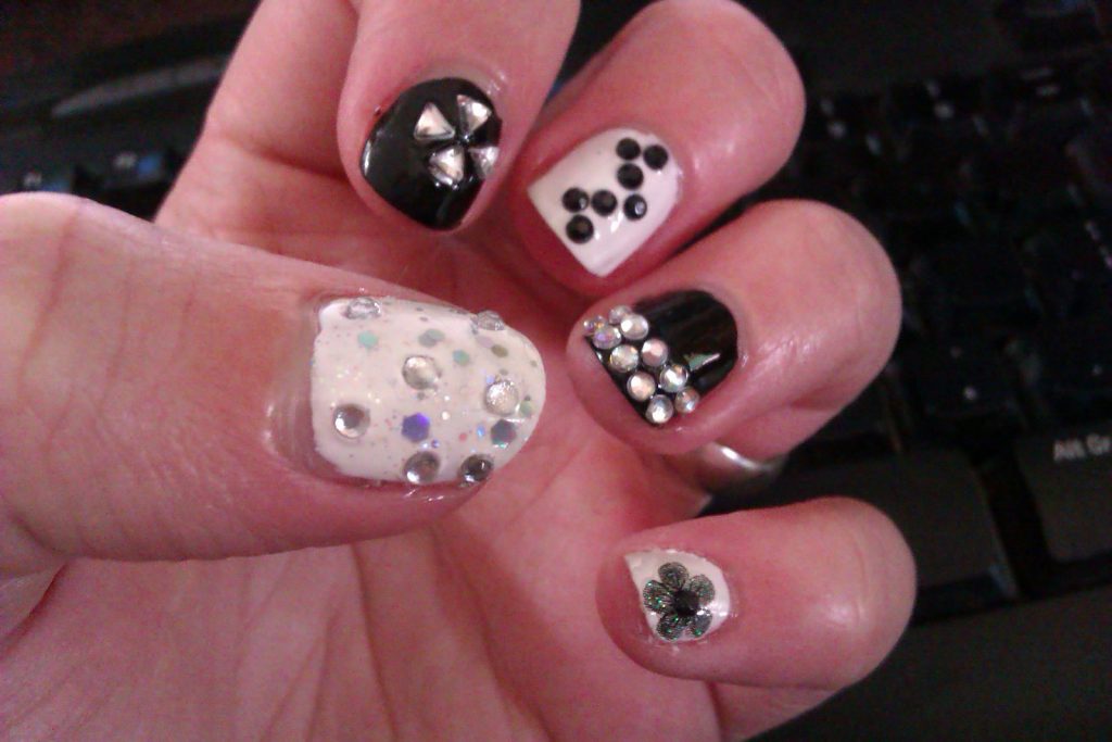 モノトーンネイル