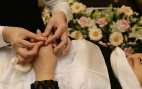 【上越市】フューネラルメイク募集◆葬儀場へ出向きメイク・ヘアセット・ネイルをしていただきます◆主に10時～17時半の間の2時間程度◎【業務委託】時給換算3,000円程度