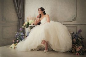 ＼花嫁担当＊ブライダルヘアメイク募集／「すべての花嫁様に最高の思い出を作りたい」そんな想いをローズベールブライダルで叶えませんか？《 日当3万円～ 》