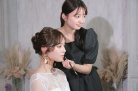 ＼列席ヘアメイク募集／《 日当1万円～ 》午前中だけの勤務、WワークOK★復帰を考えている方も歓迎！