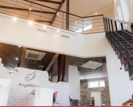 新鉾田駅チカ【週1日・2時間～OK】進化するカラー専門店◎ブリーチもトレンドカラーもできる楽しい環境♪＜ブランク歓迎！＞研修制度あり◎