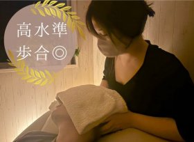 LYRIC 北千住東口店