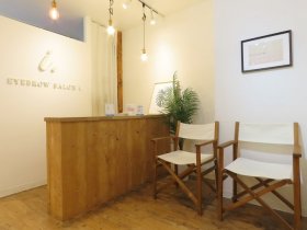 【中国・四国・九州・沖縄エリア】アイブロウリスト募集！未経験から活躍できる★1年目で月給32万円超続々◎手厚い研修あり♪《EYEBROW SALON i.》