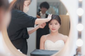 【東京・横浜】急募！正社員月給30万〜×完全週休2日｜夏季・年末年始休暇◎1日最大3組まで。人気フォトウェディングブランドで新婦様の“自分史上最高”を叶えるヘアメイク募集！