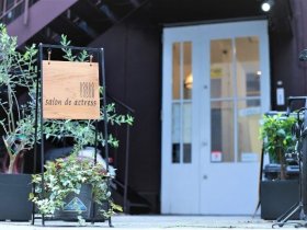 有限会社Life and　