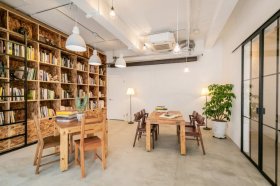 【営業時間19時まで】＼渋谷のフォトスタジオで正社員ヘアメイク募集／ウェディング・ポートレート・広告・国内外での撮影同行まで多彩な現場を経験できます♪【賞与あり】