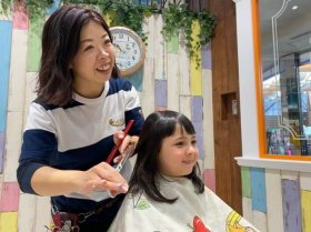 《チョッキンズ都内エリア》子育て世代のスタッフが活躍中！【週1日～OK】《当日予約枠制度を導入》事前予約でプレッシャーを感じる心配無し◎〈ノルマ無し／土日休みOK／有給休暇取得率100％〉